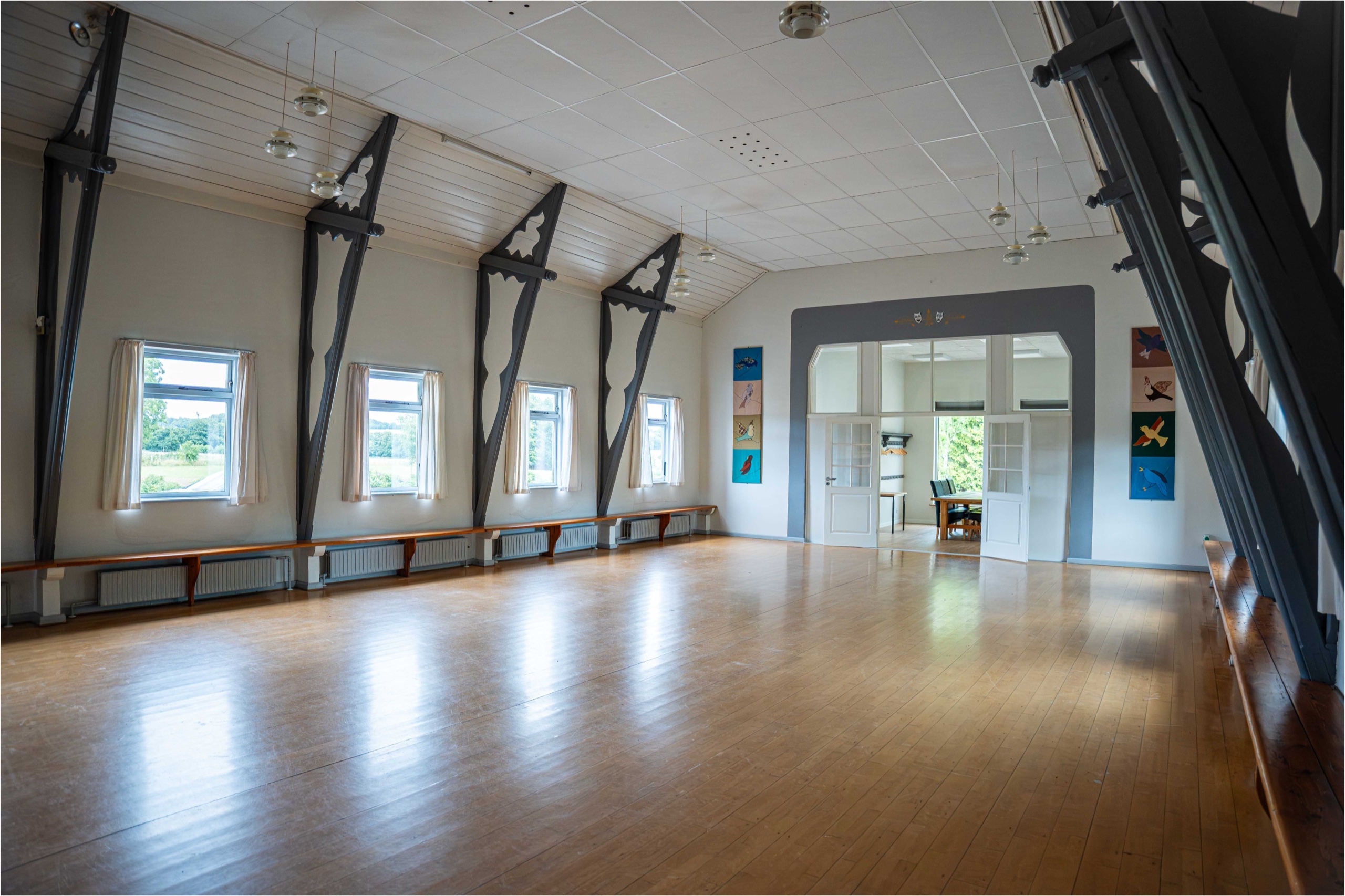 Salen set mod dagligstuen